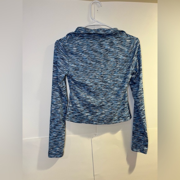Blue longsleeve scrunch going out crop top - Picture 4 of 4